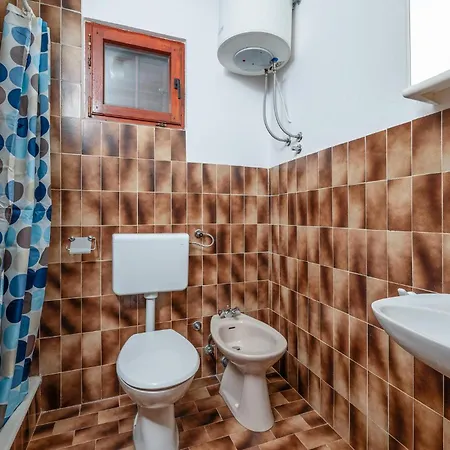 Beautiful In With Kitchen
