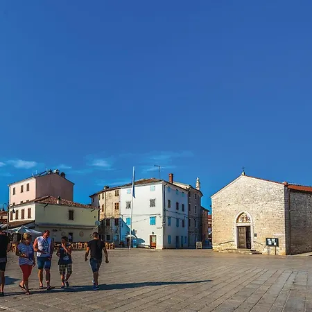 Stunning In Fažana