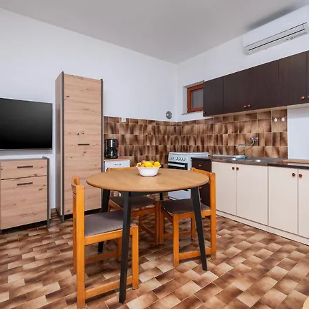 아파트 Beautiful In With Kitchen *